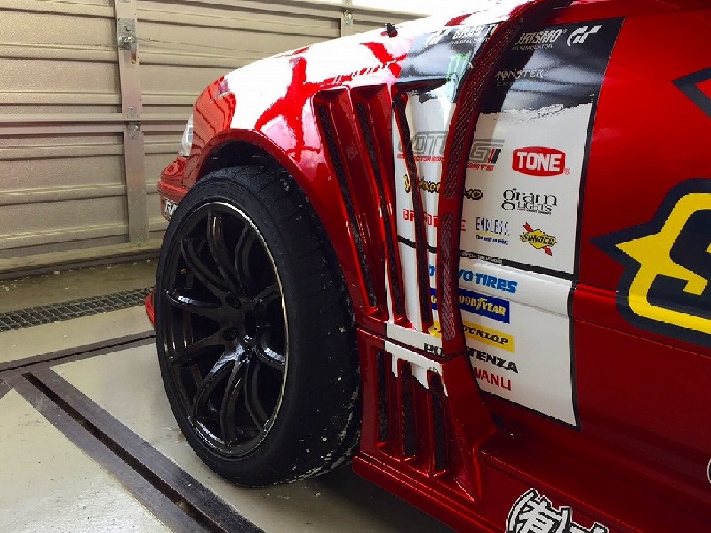 D-MAX RACING SPEC Front Fenders (JZX100 Mark II)
