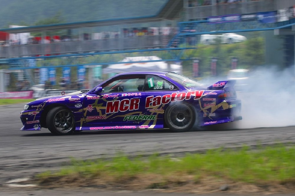 D-MAX DRIFT SPEC Side Skirts (S14 Silvia Early/Late)
