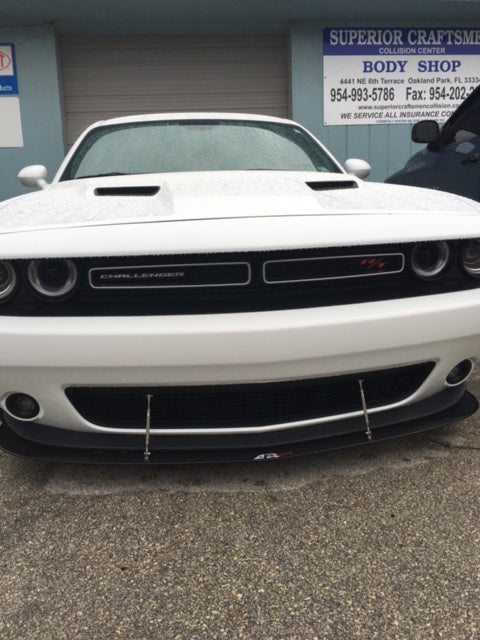 APR Performance Carbon Fiber Wind Splitter With Rods - CW-723150