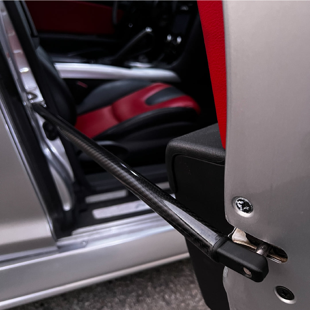SPAN Racing Technology x KZY123 Dry Carbon Door Prop Bars