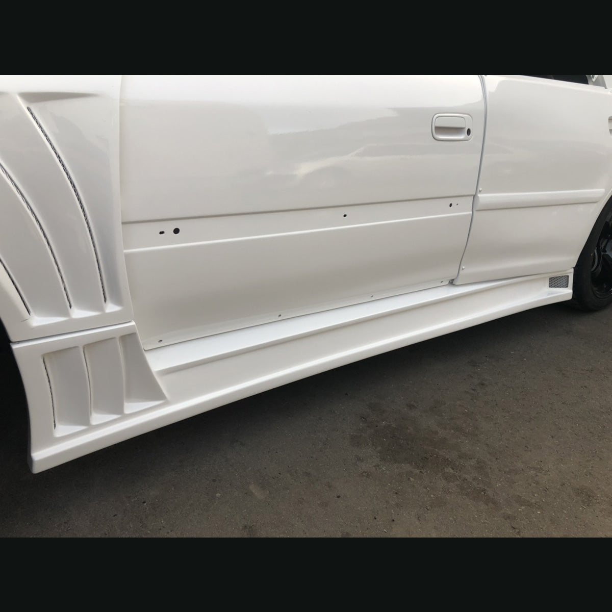 D-MAX Racing Spec Side Skirts (JZX100 Chaser)