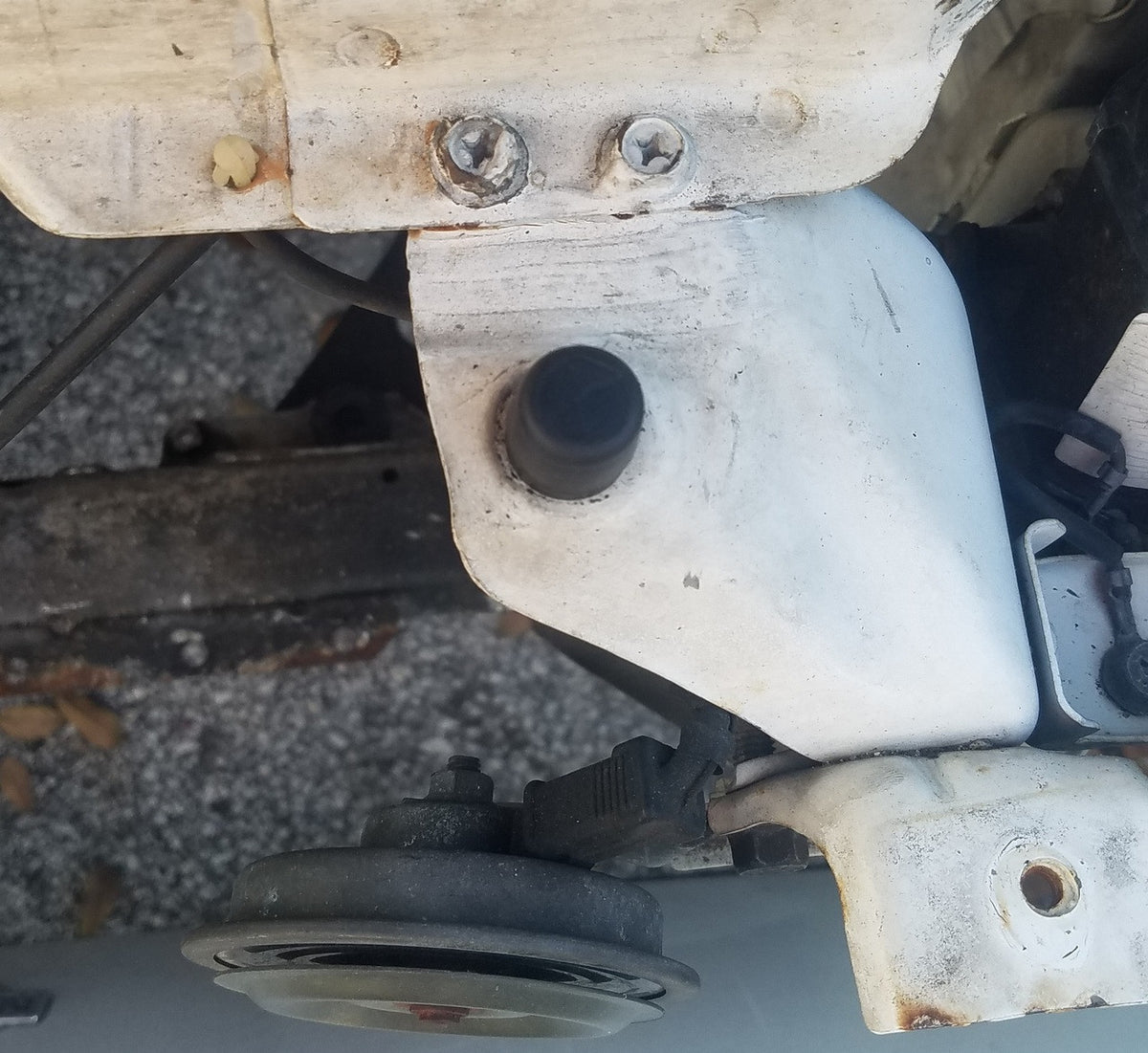 J-Replace - Hood Bump Stop - Inner - Nissan 240SX S13 USDM (OE-65822-M7000)